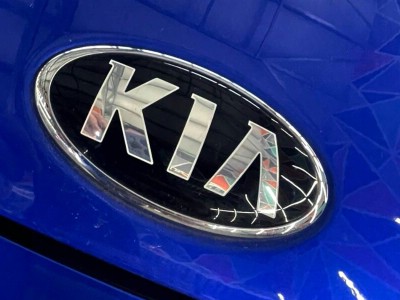 Установка лобового стекла Kia Soul 2019-