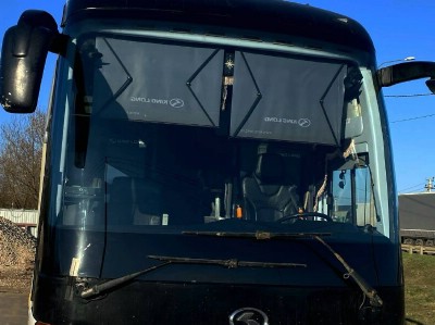 Установка лобового стекла King Long XMQ7129Y -