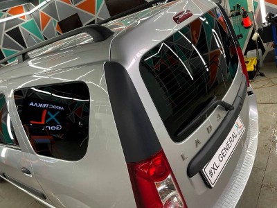 Установка лобового стекла Lada Largus