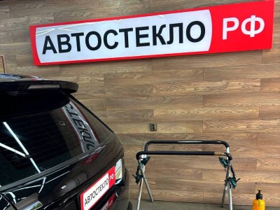 Установка лобового стекла Land Rover Sport Ranger 5D 2015-