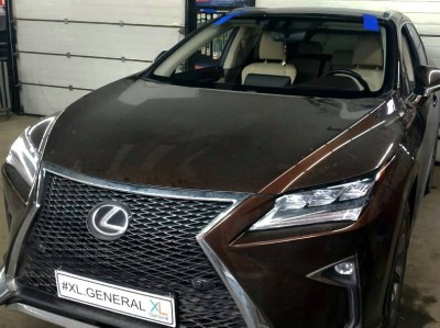Установка автостекла на Lexus