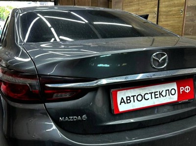 Установка лобового стекла Mazda 6 2017-