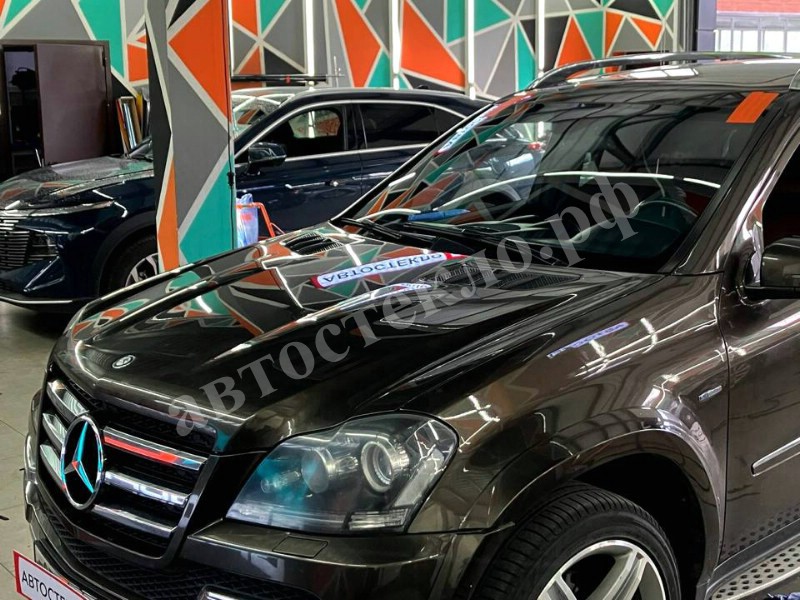 Установка автостекла Mercedes Benz GL -