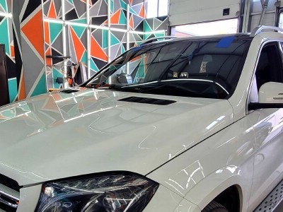 Установка лобового стекла Mercedes Benz GLS 2018-