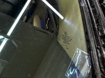 Установка лобового стекла Mercedes-Benz S-Class W223 -
