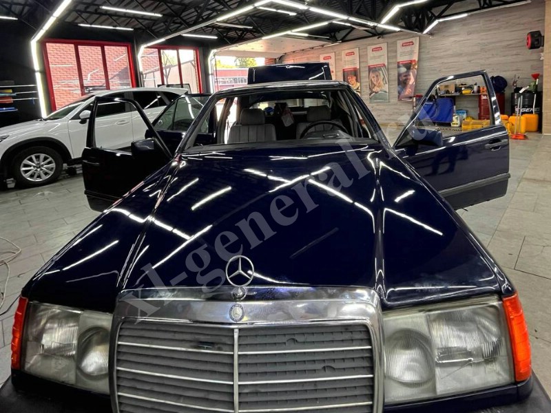 Установка автостекла Mercedes Benz W124 1987-