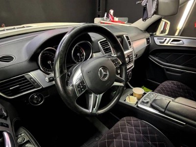 Установка лобового стекла Mercedes ML W166 -