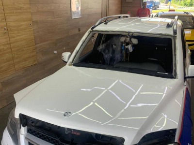 Установка лобового стекла Mercedes benz GLK 2008-2015