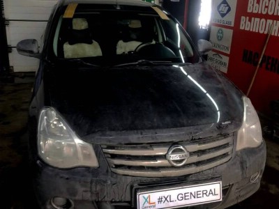 Установка лобового стекла Nissan Almera G15 2012-2019