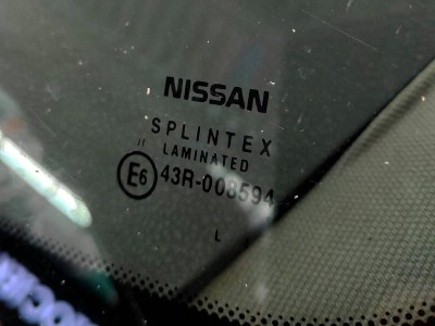 Установка лобового стекла Nissan Primera P12 2001-2008