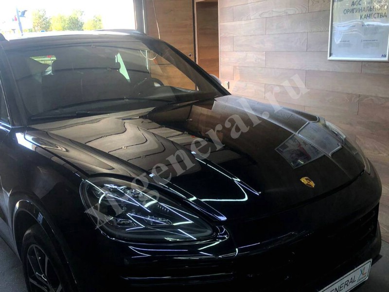 Установка автостекла Porsche Cayenne -
