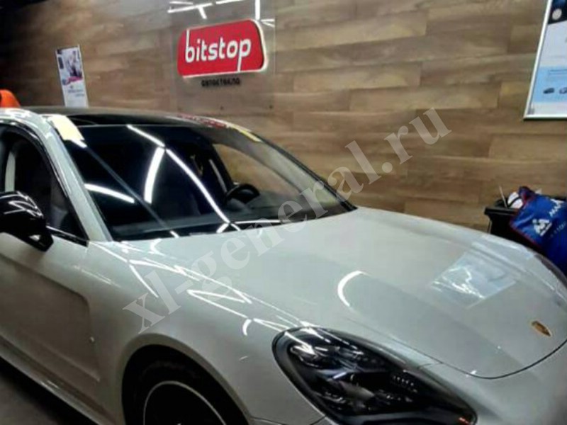Установка автостекла Porshe Panamera 2017-
