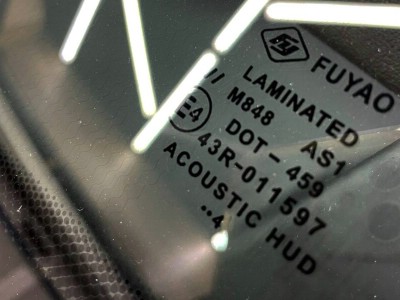 Установка лобового стекла Range Rover Sport 2017-