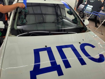 Установка лобового стекла Renault Logan II 2014-