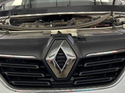 Установка лобового стекла Renault Logan II 2014-