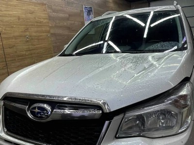 Установка лобового стекла Subaru Forester IV 2012-2015