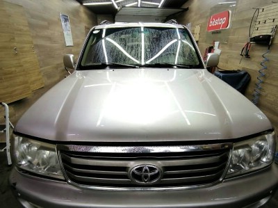 Установка автостекла Toyota Land Cruiser 1998-2007