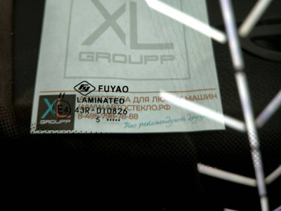 Установка лобового стекла Volkswagen Passat 2014-2020