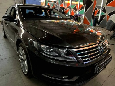 Установка лобового стекла Volkswagen Passat CC -