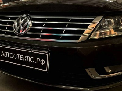 Установка лобового стекла Volkswagen Passat CC -