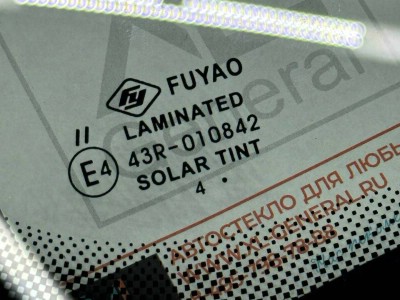 Установка лобового стекла Volkswagen Polo 2009-2020