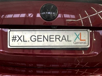 Установка лобового стекла Volkswagen Polo 2015-