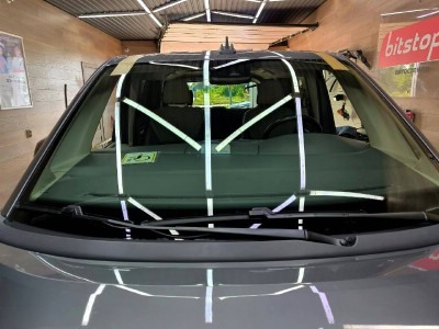 Установка лобового стекла Volkswagen T7 2022-