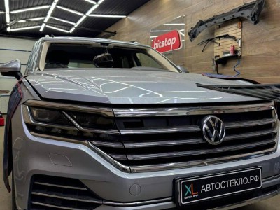 Установка лобового стекла Volkswagen Touareg -