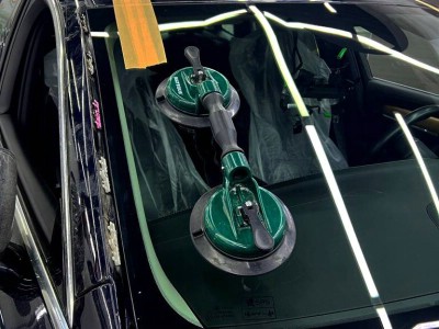 Установка лобового стекла Volvo S90 -