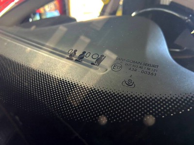 Установка лобового стекла Volvo xc70 2006-2016