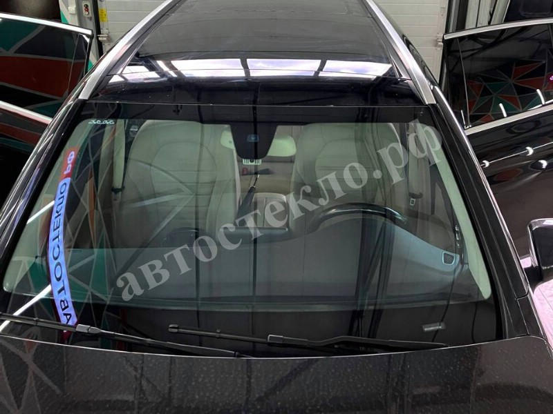 Установка автостекла Mercedes Benz -