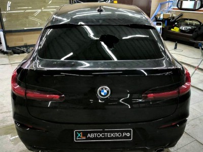 Установка лобового стекла BMW X4 2021-