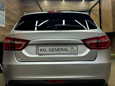 Установка заднего стекла Lada Vesta универсал 2015-