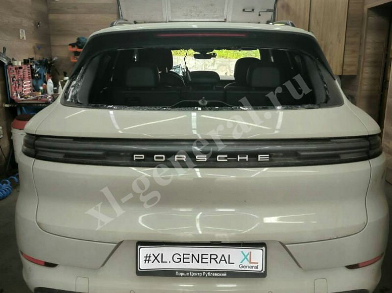 Установка автостекла Porsche Cayenne 2024-