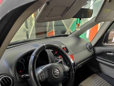 Установка заднего стекла Suzuki SX-4 2006-2014